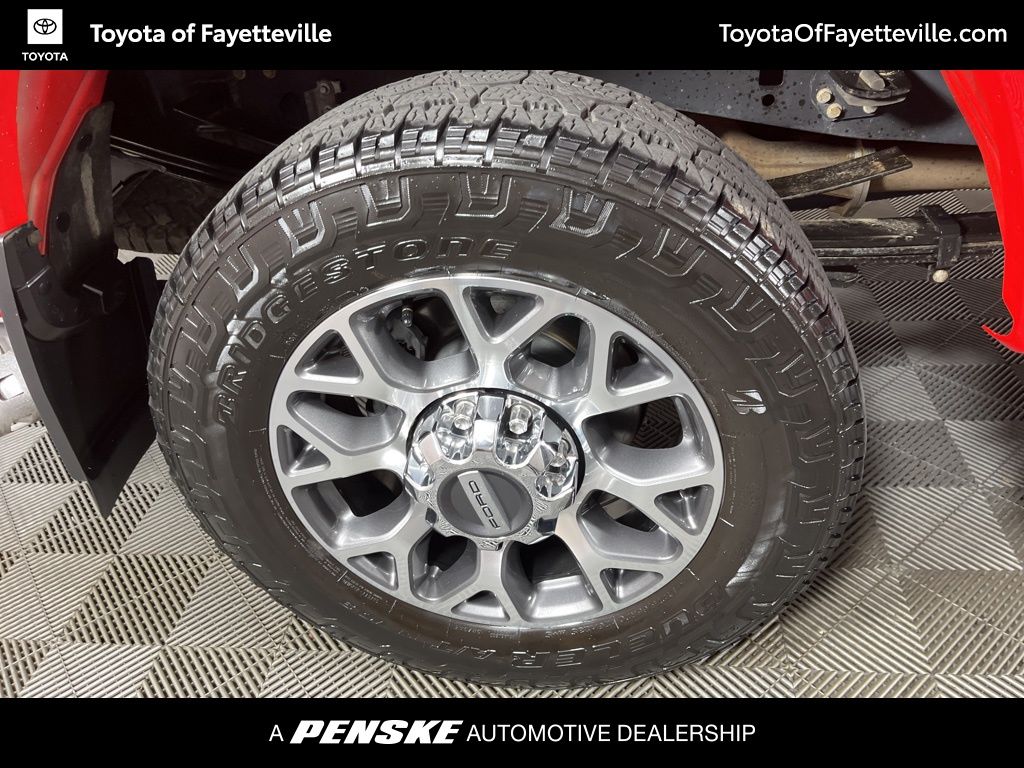 2022 Ford F-350 Lariat 14