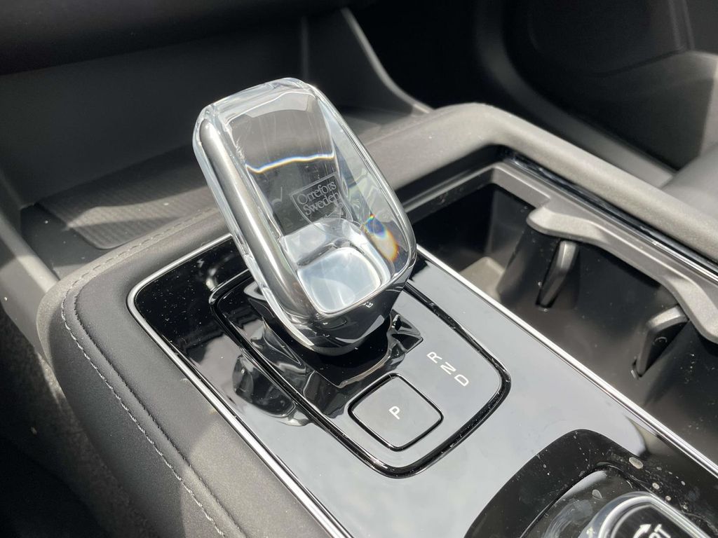 New 2026 Black Volvo T8 Ultra image 31