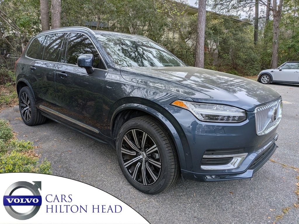 2023 Volvo XC90 B5 Plus Bright Theme AWD
