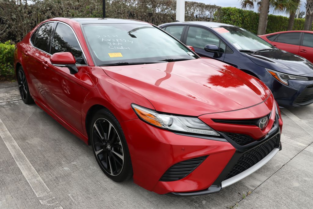 2019 Toyota Camry XSE 6