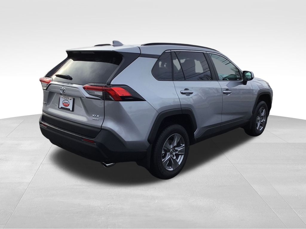 Thumbnail: 2025 Toyota RAV4 - 5