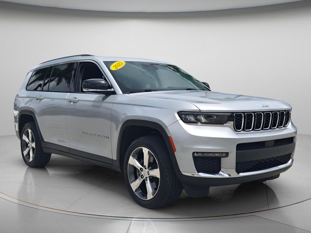 2022 Jeep Cherokee - $23,800