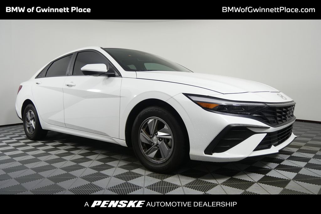 Thumbnail: 2024 Hyundai Elantra - 1