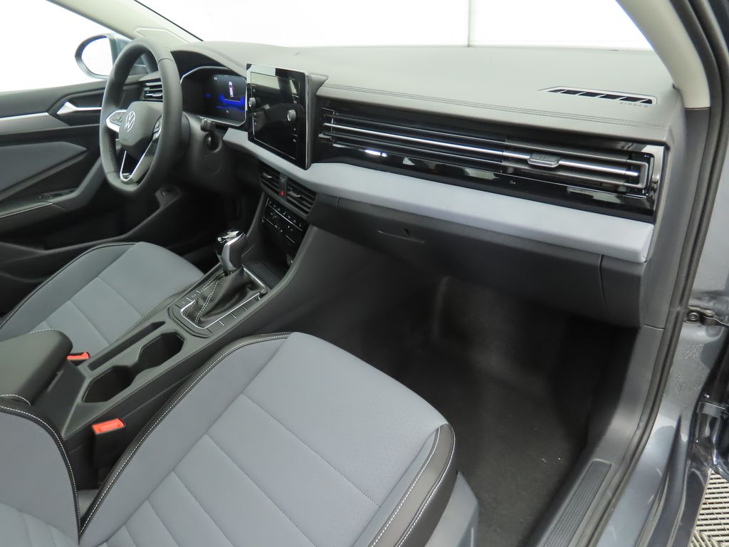 Thumbnail: 2026 Volkswagen Jetta - 17