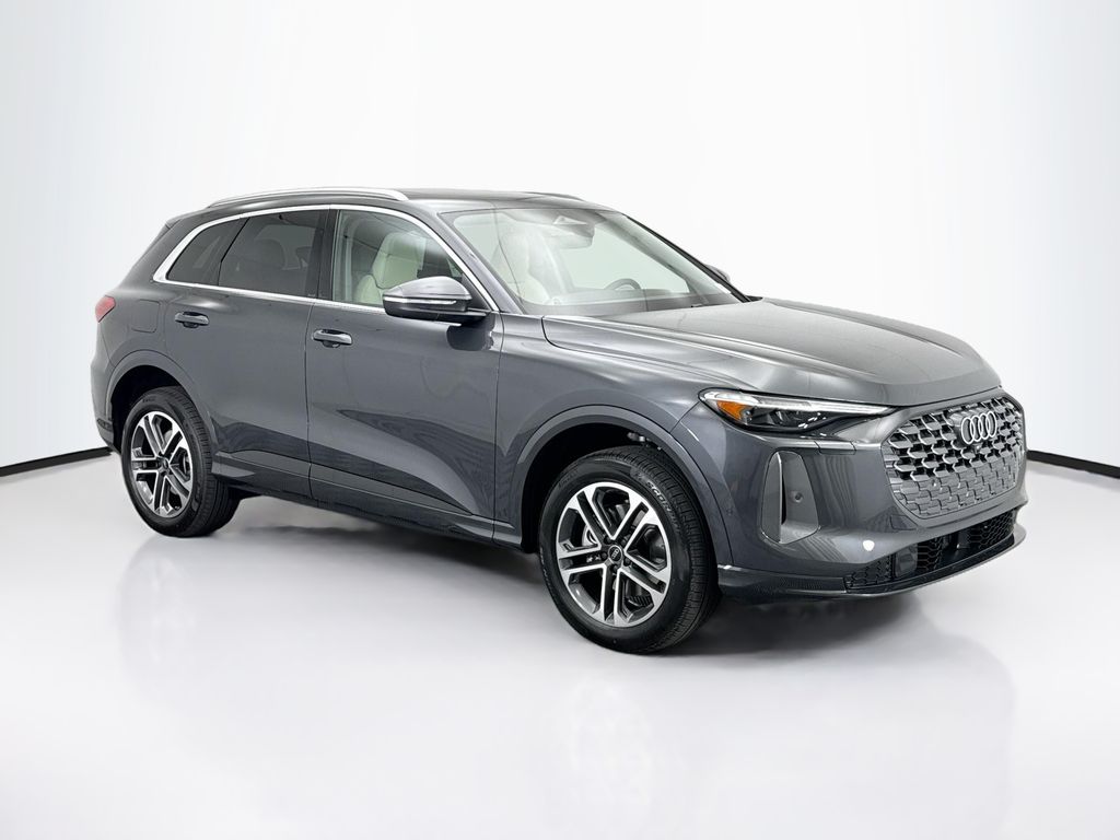 Thumbnail: 2025 Audi Q5 - 3