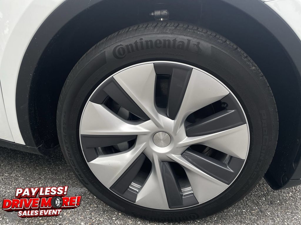 Used 2024 Tesla Model Y SUV