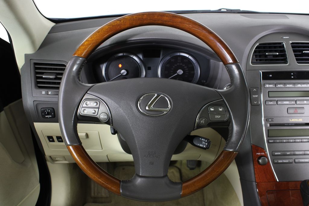 Used 2011 Lexus ES for sale in 