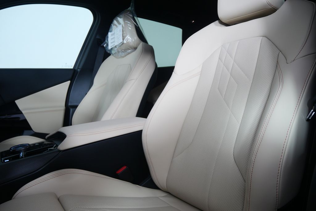Thumbnail: 2026 BMW X3 - 10