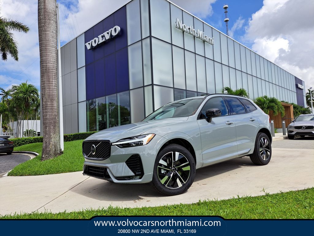 2026 Volvo XC60 Core