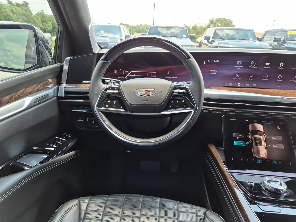 Used 2025 Black Cadillac Sport Platinum image 34