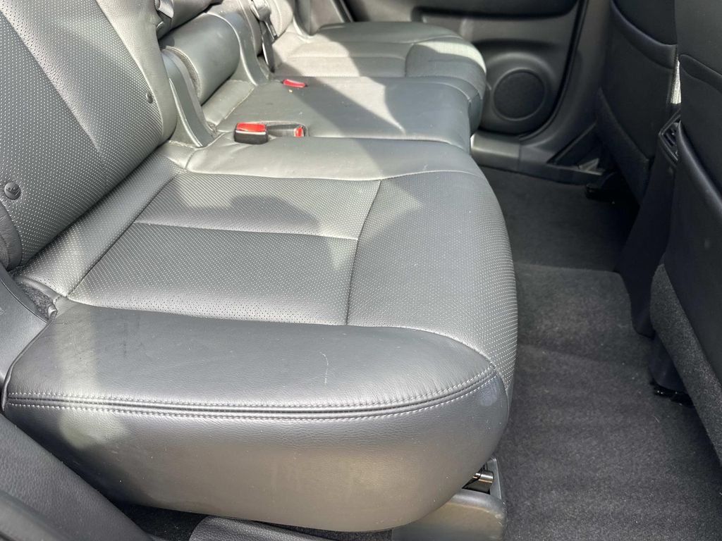 Thumbnail: 2014 Nissan Rogue - 25