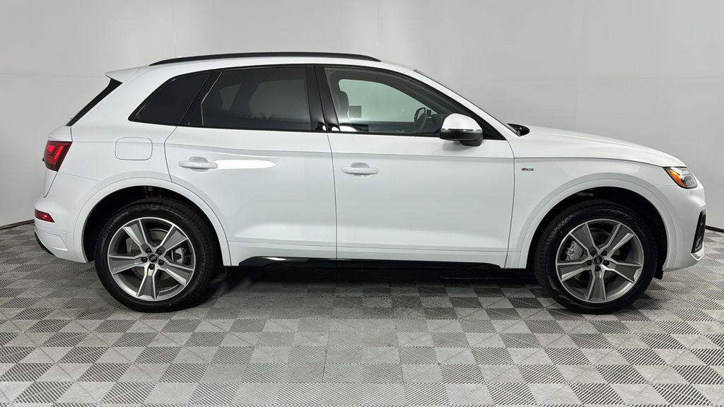 2025 Audi Q5  6