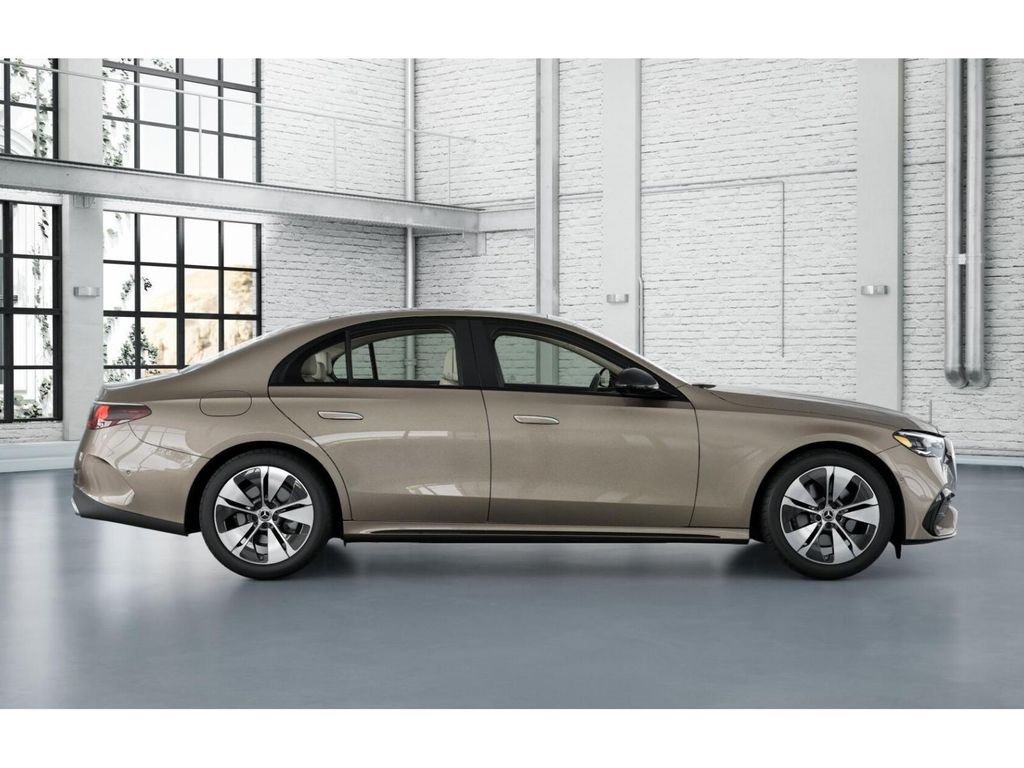 2026 Mercedes Benz E 4MATIC photo 2