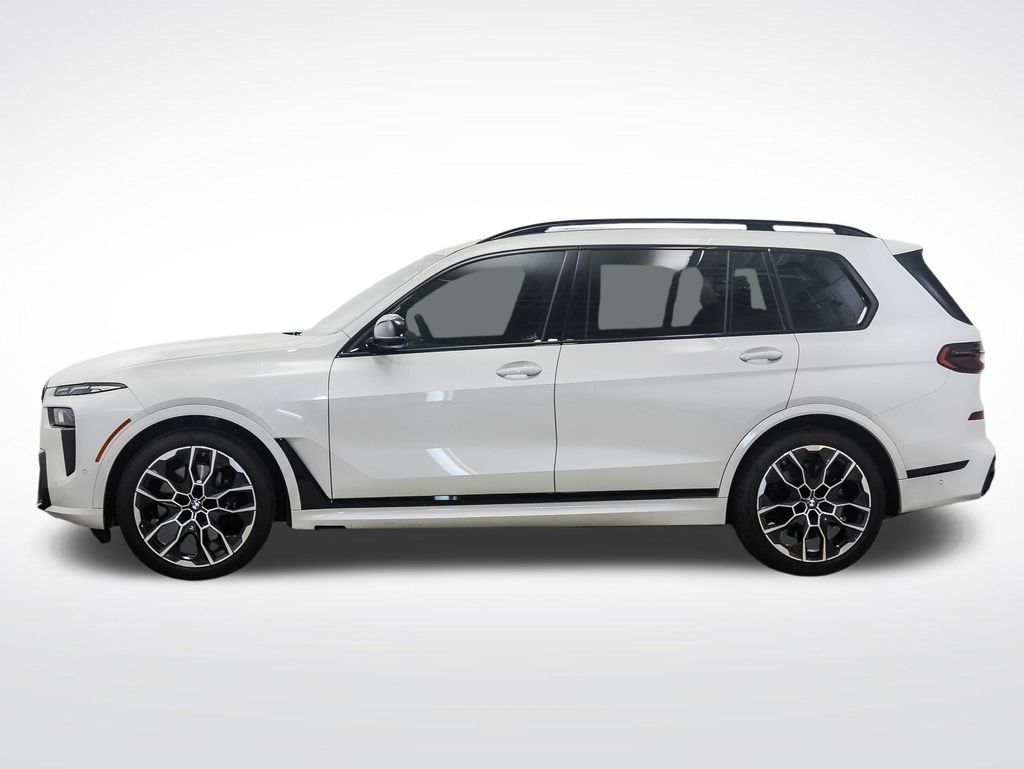 Thumbnail: 2026 BMW X7 - 2