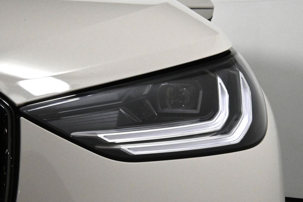 Thumbnail: 2025 BMW X3 - 11
