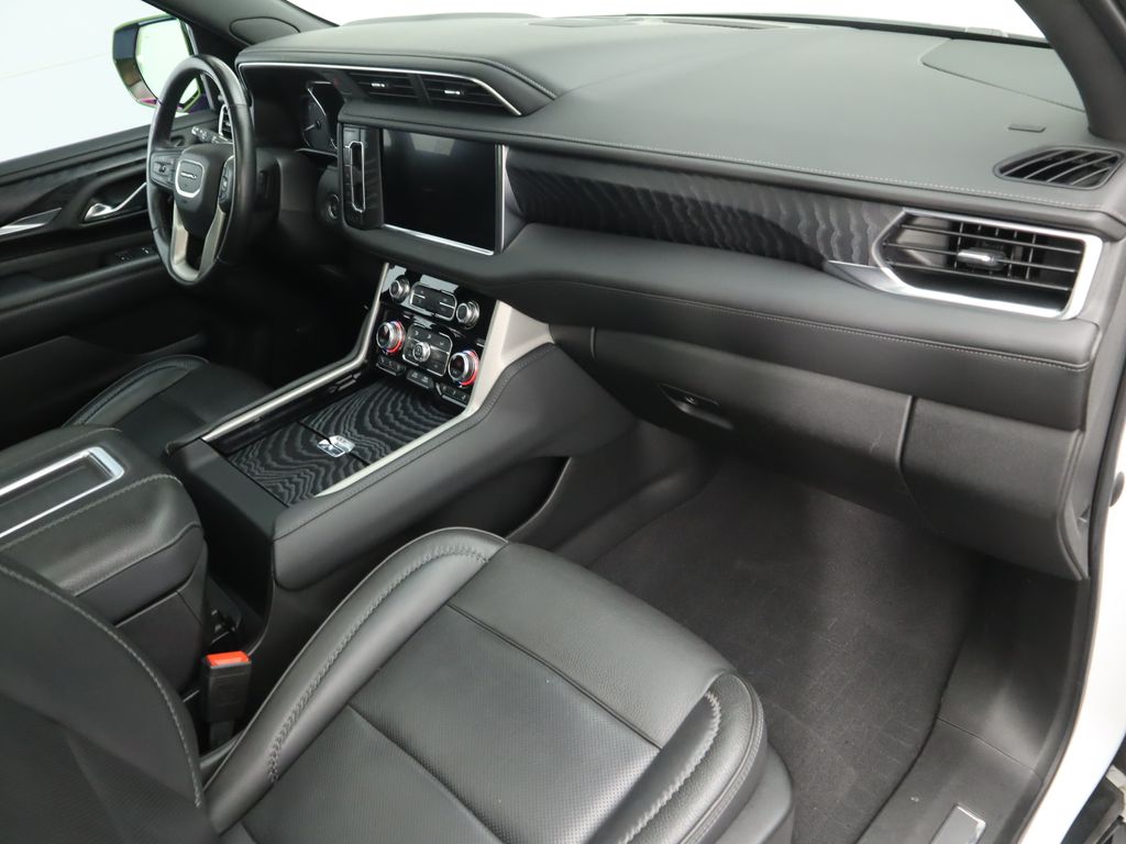 Thumbnail: 2021 GMC Yukon - 17
