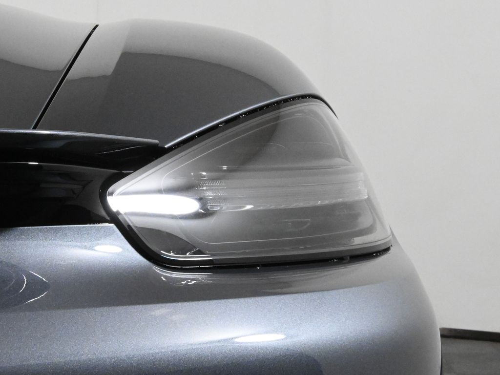 Thumbnail: 2025 Porsche 718 Boxster - 21