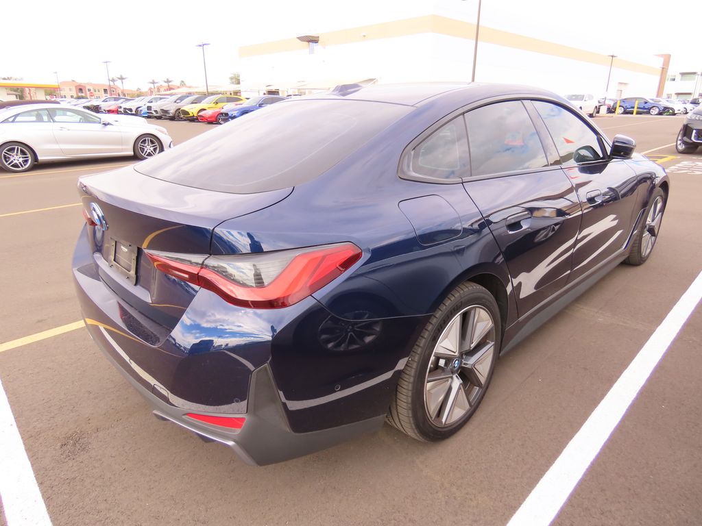 Thumbnail: 2023 BMW i4 - 3