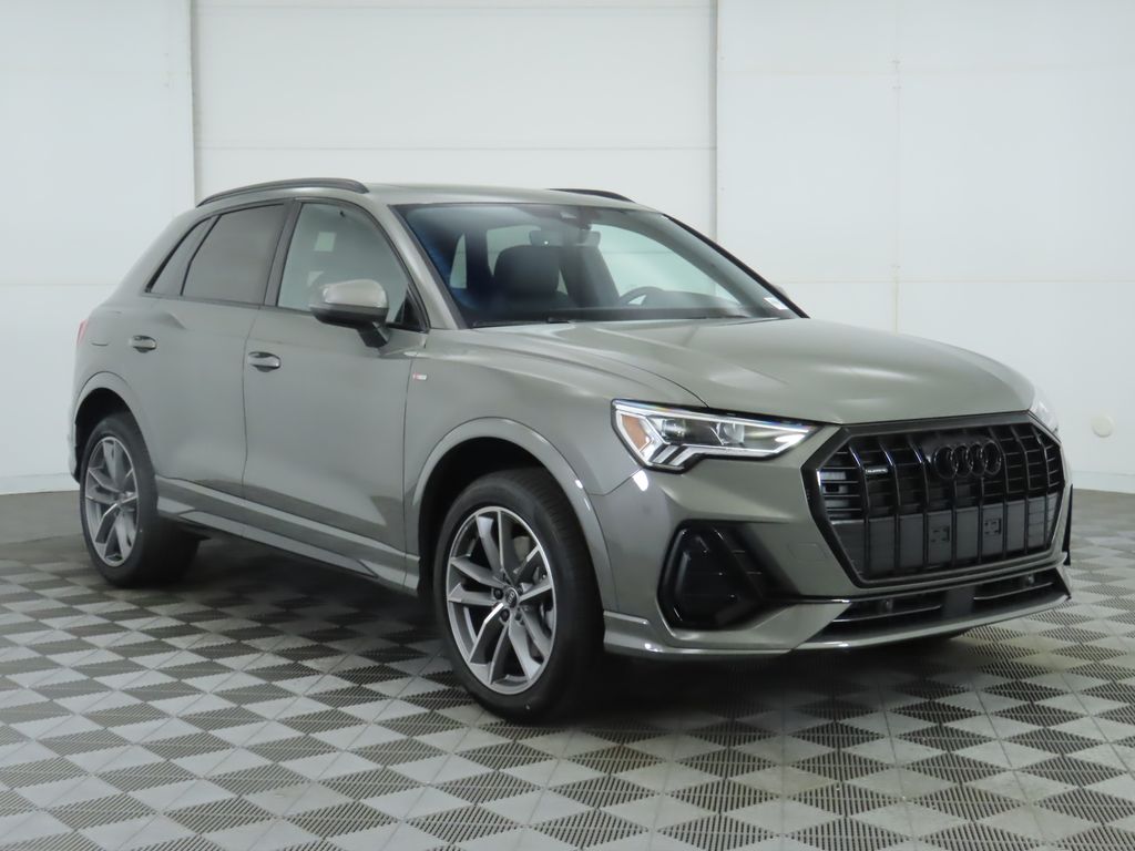 Thumbnail: 2025 Audi Q3 - 3