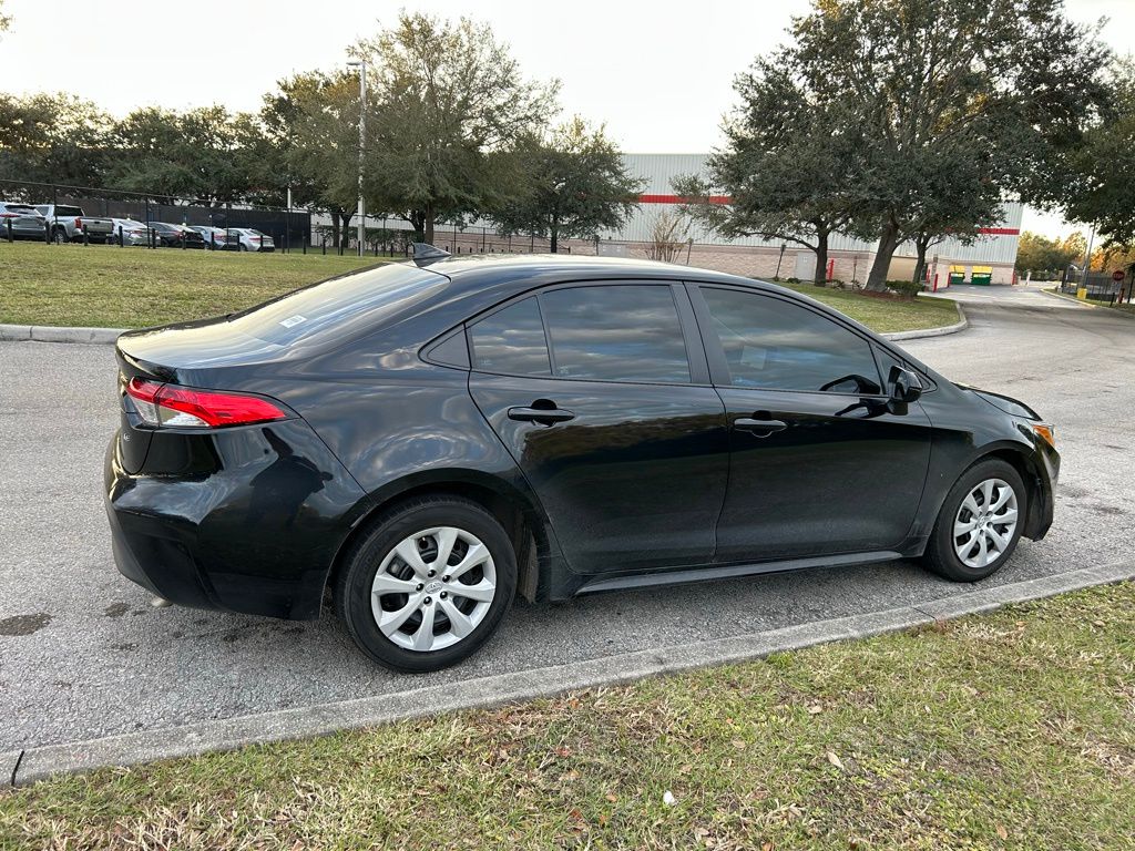 Thumbnail: 2024 Toyota Corolla - 4