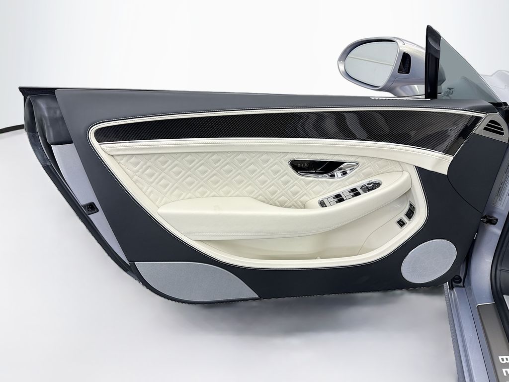 Thumbnail: 2024 Bentley Continental - 32