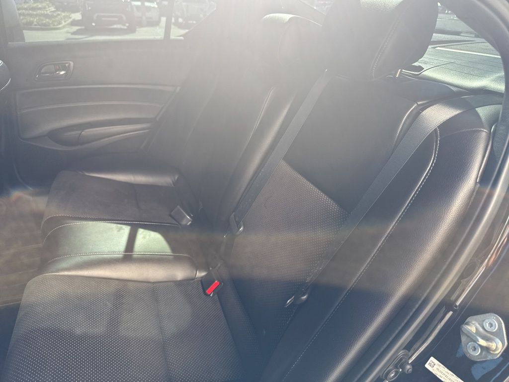 2018 Acura ILX Premium & A-SPEC Packages