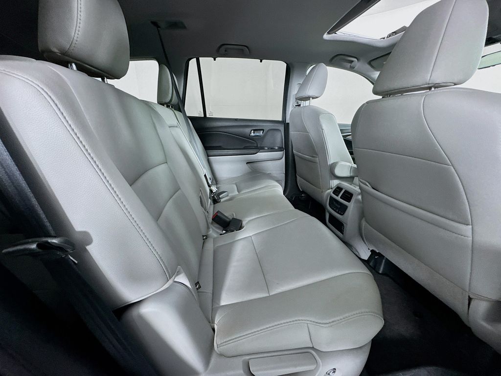 Used Car 2019 Honda Pilot  Ex-l For Sale Under $20,000 In Austin, Texas