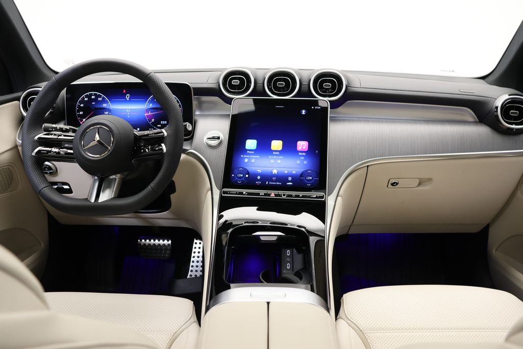 Thumbnail: 2027 Mercedes-Benz GLC - 17