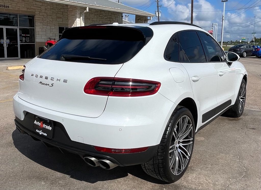 2017 Porsche Macan S - 3