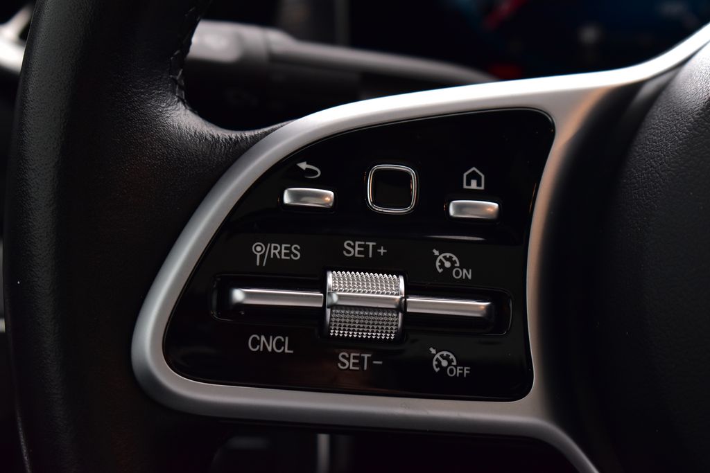 Thumbnail: 2019 Mercedes-Benz A-Class - 16