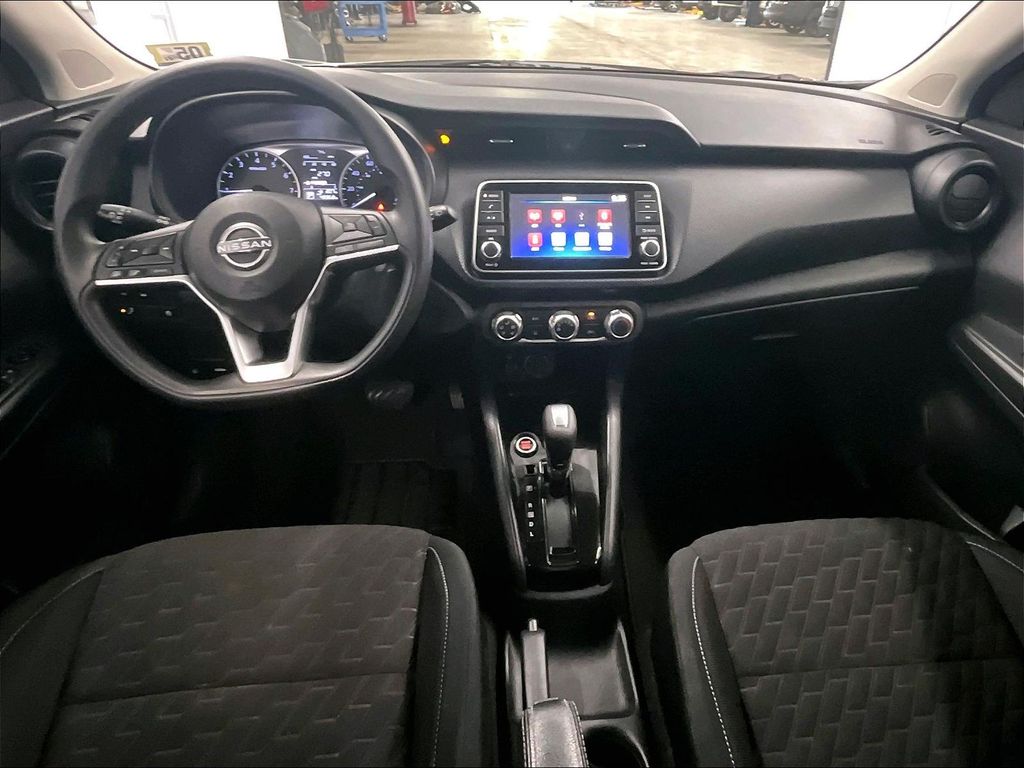 2022 Nissan Kicks — photo 21
