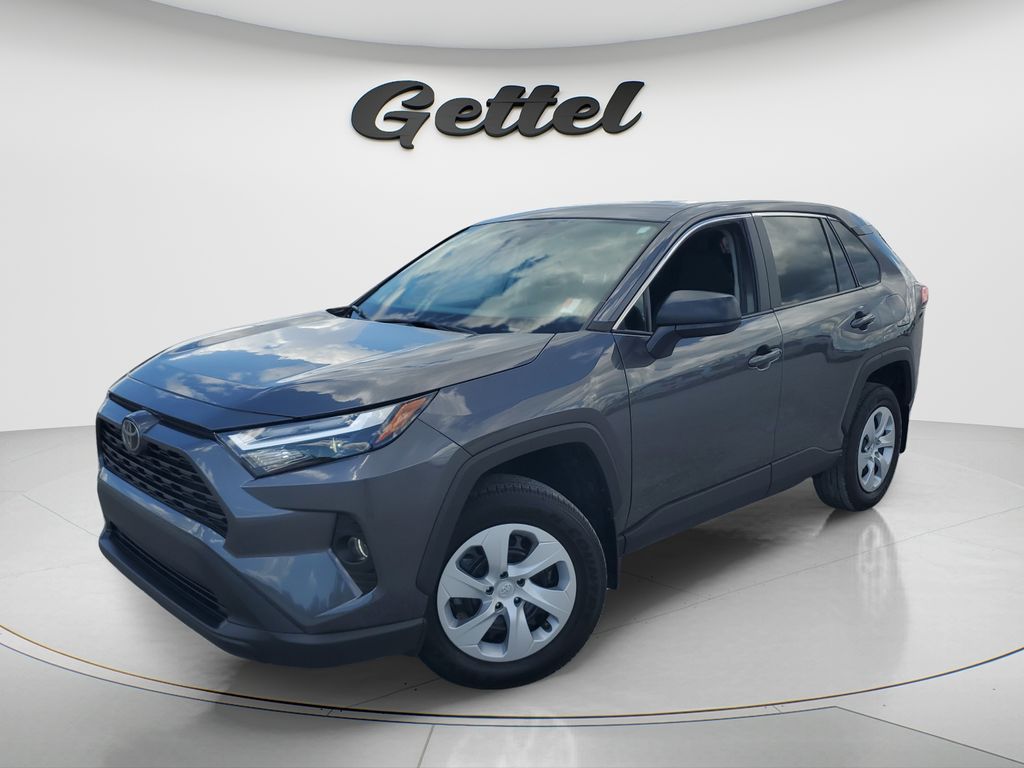2025 Toyota RAV4 LE