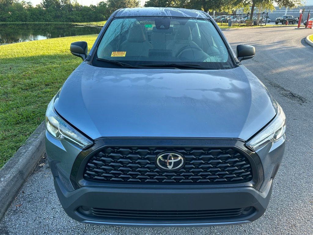 Thumbnail: 2022 Toyota Corolla Cross - 8