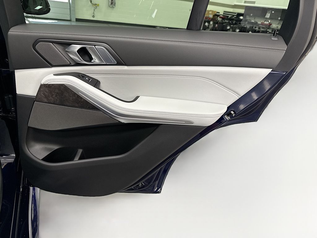 Thumbnail: 2026 BMW X5 - 26