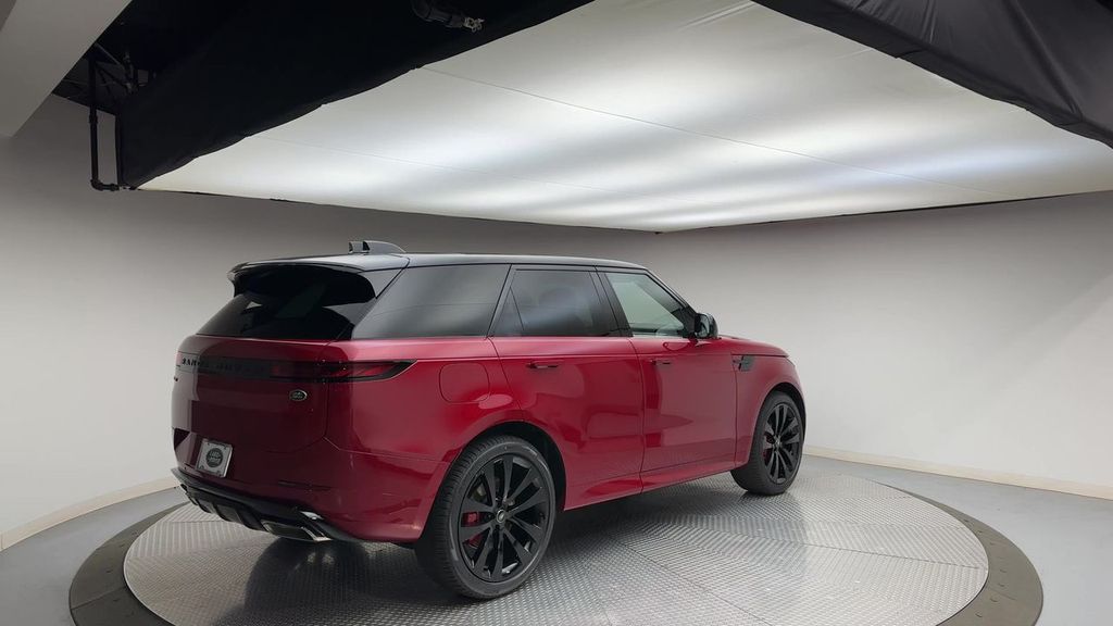 Thumbnail: 2023 Land Rover Range Rover Sport - 8