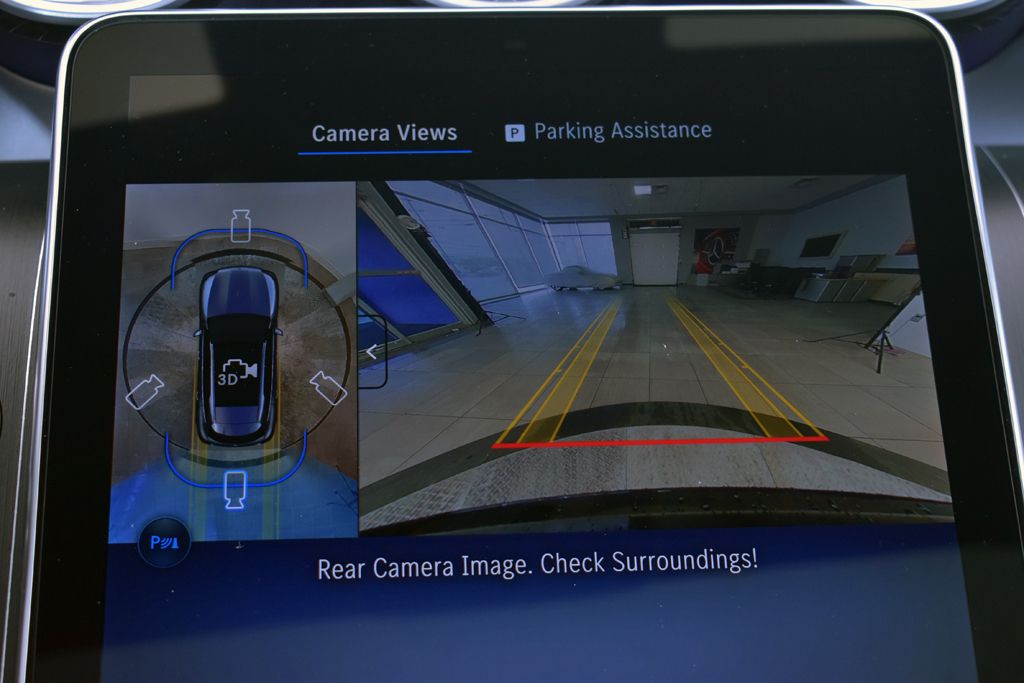 Thumbnail: 2026 Mercedes-Benz GLC - 20