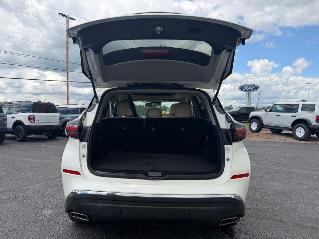 2020 Nissan Murano SV White at Bob Ruth Ford