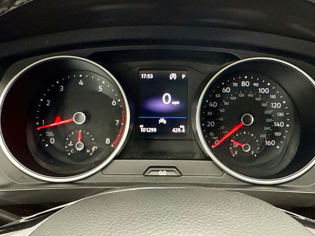 Thumbnail: 2020 Volkswagen Tiguan - 32