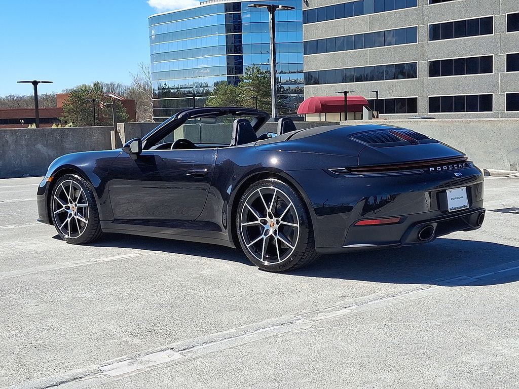 Thumbnail: 2026 Porsche 911 - 3