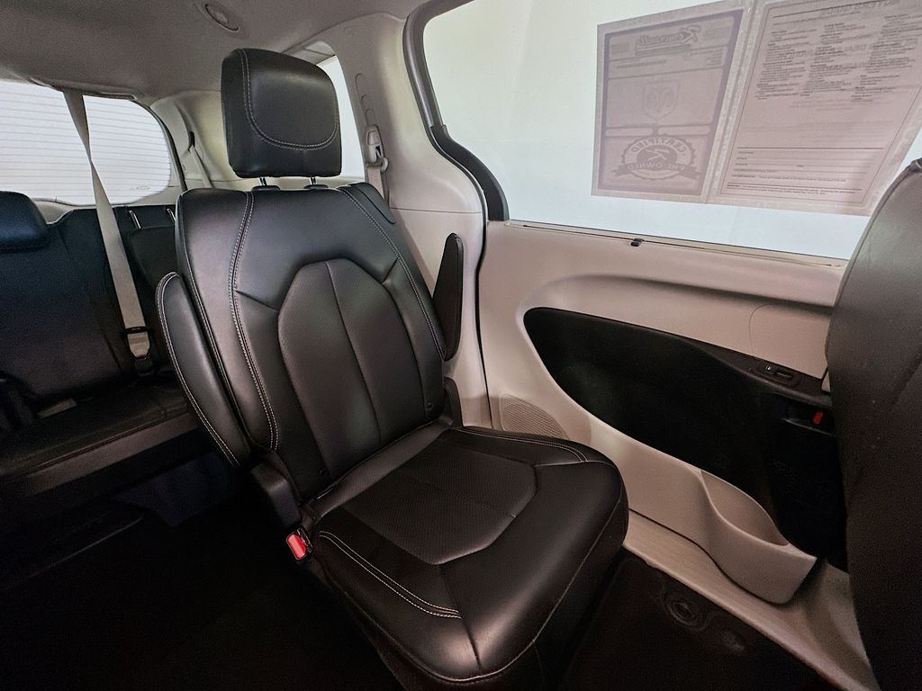 ChryslerPacifica14
