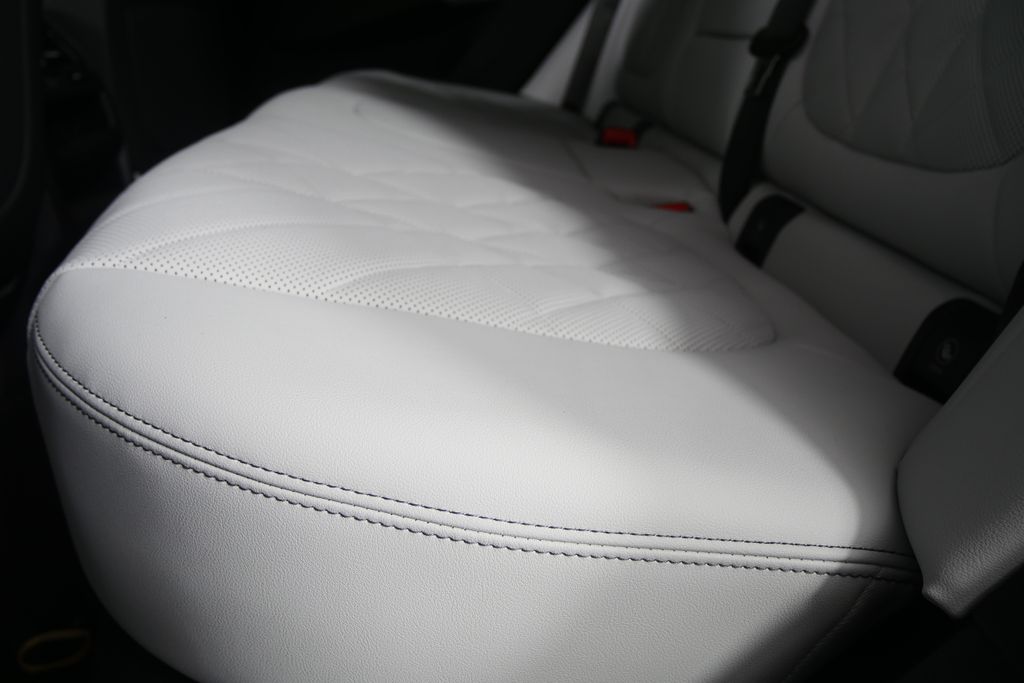 Thumbnail: 2026 BMW X5 - 14