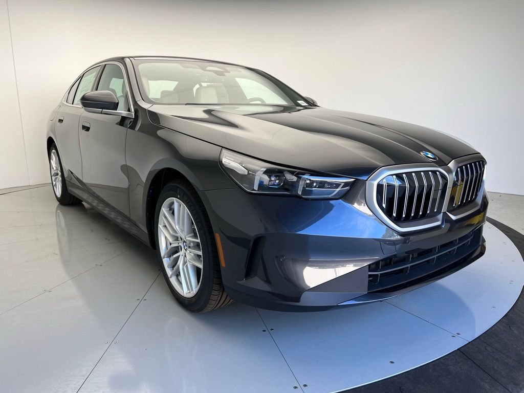 2025 BMW 5 Series 530i 2
