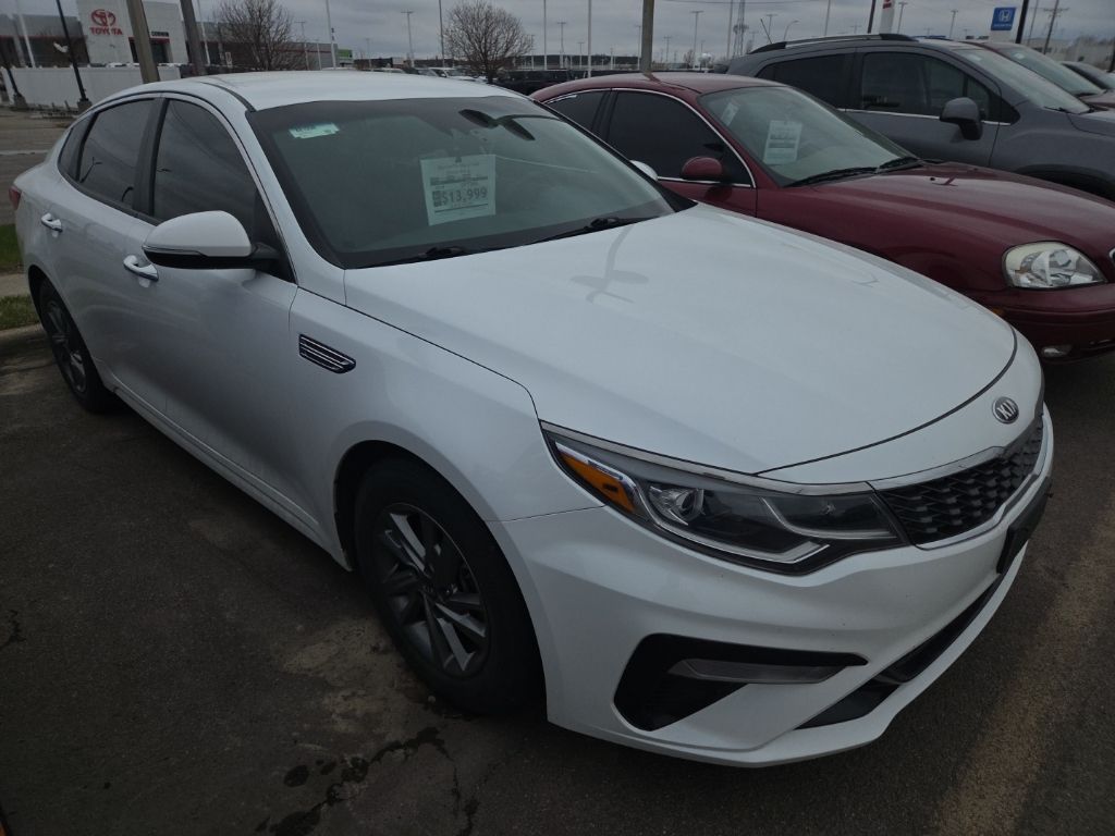 Snow White Pearl 2019 Kia Optima LX FWD Sedan Front-Wheel Drive 6-Speed Automatic