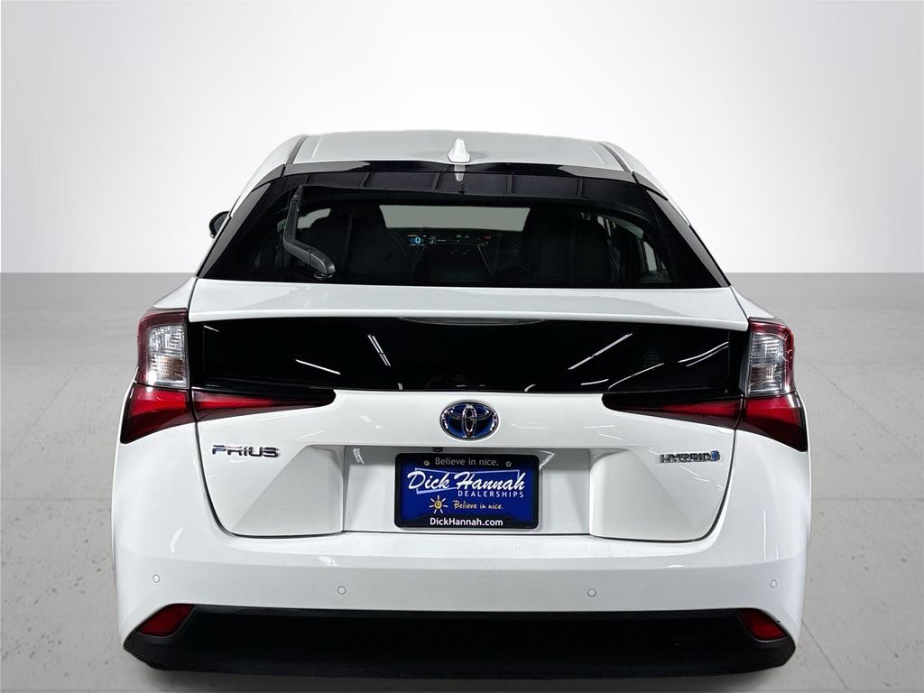 2021 Toyota Prius L