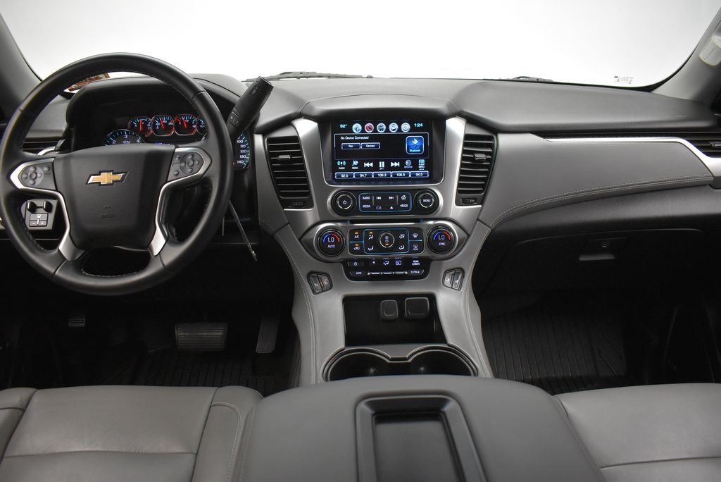 Thumbnail: 2018 Chevrolet Tahoe - 32