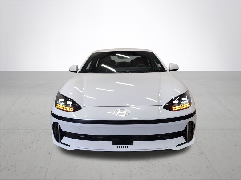 2025 Hyundai Ioniq 6 SEL photo 3