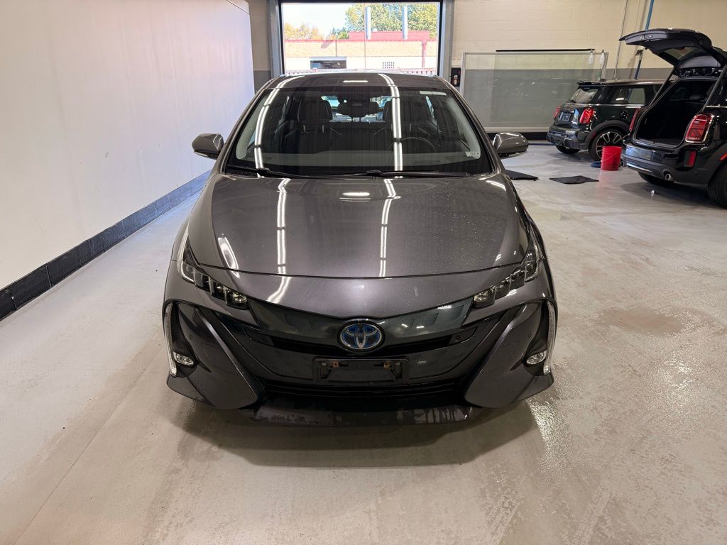 Thumbnail: 2020 Toyota Prius Prime - 8