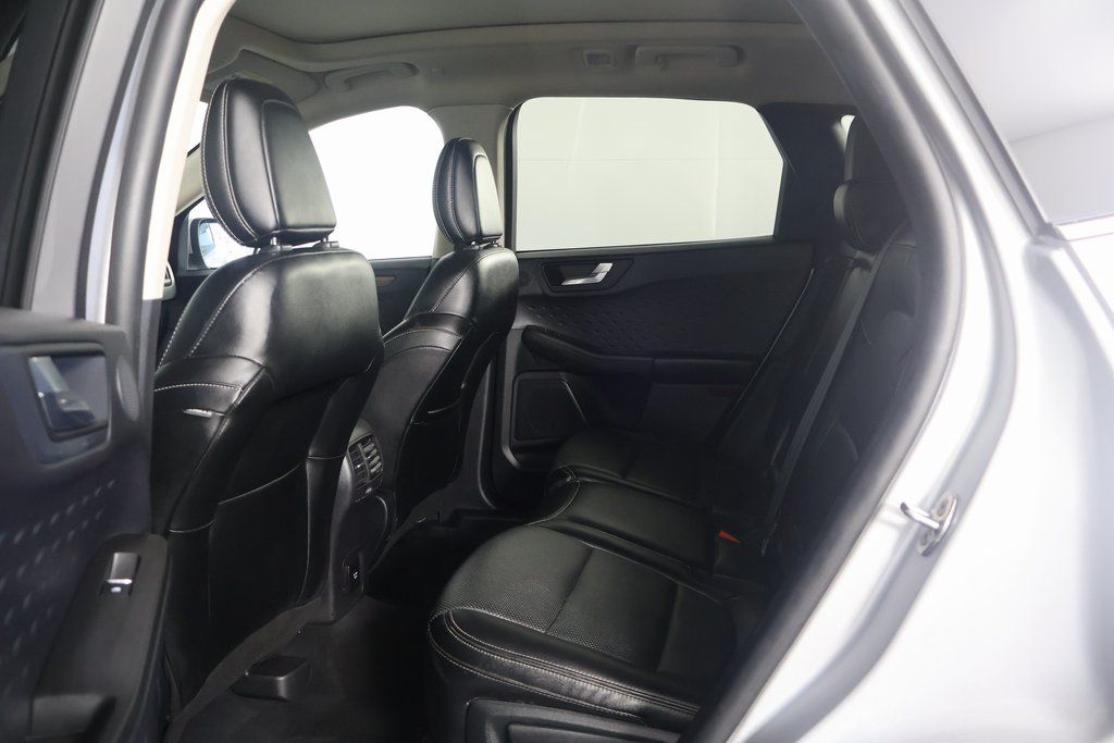 2020 Ford Escape Titanium Hybrid 11