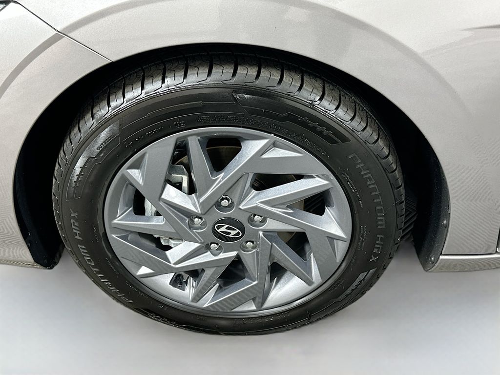 Thumbnail: 2024 Hyundai Elantra - 30