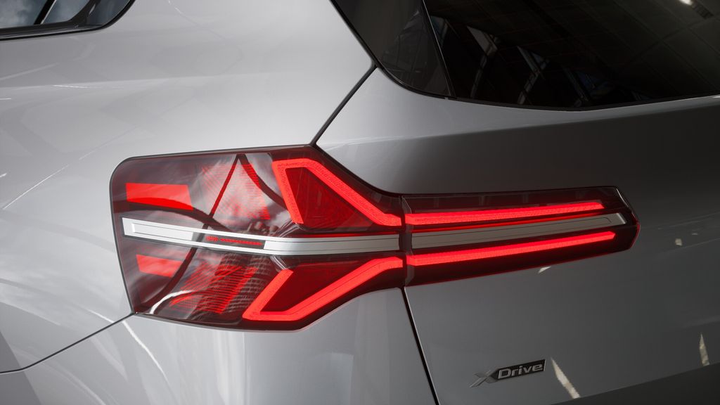 Thumbnail: 2025 BMW X3 - 8